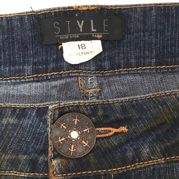 Style Women Multicolor Embellished Flare Leg Jeans - Picture 7 of 8